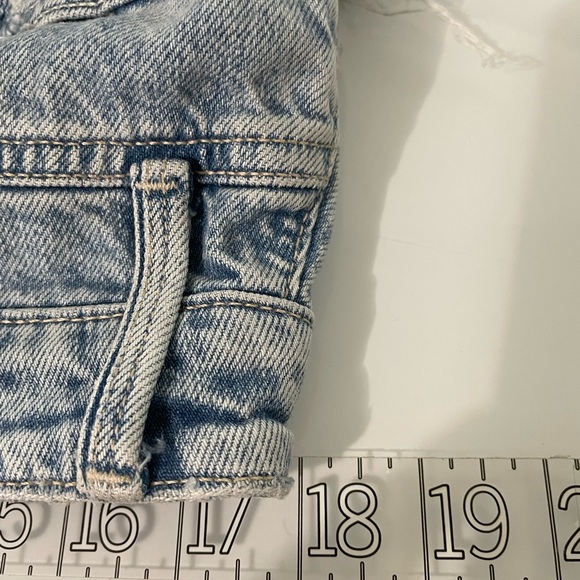 PAIGE Stella Straight in Gnarly Destructed 32 - Picture 11 of 14